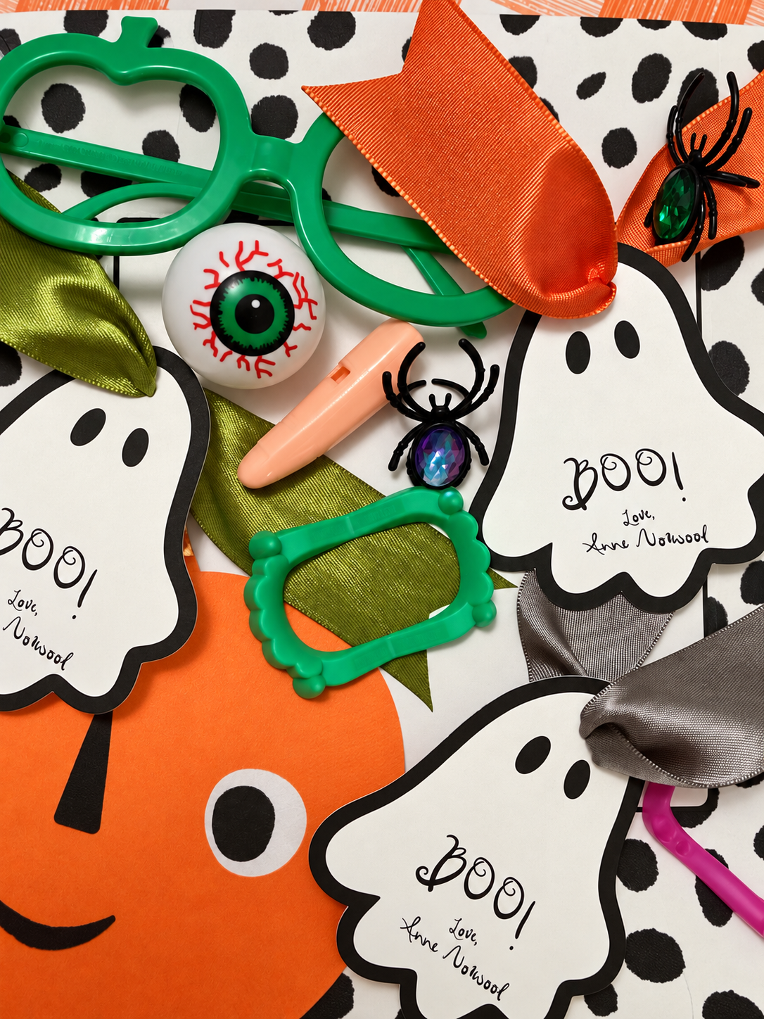 DIE CUT GHOST GIFT TAGS