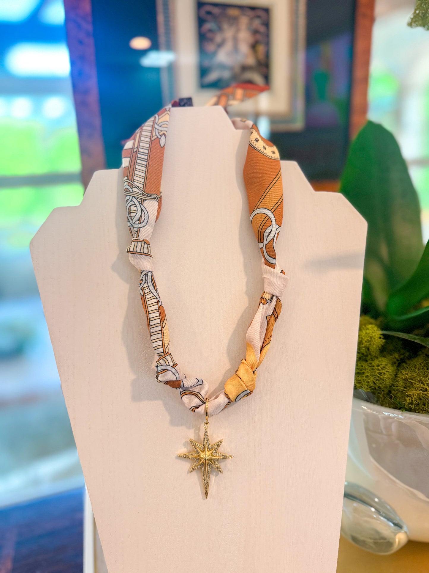 LULA scarf necklace